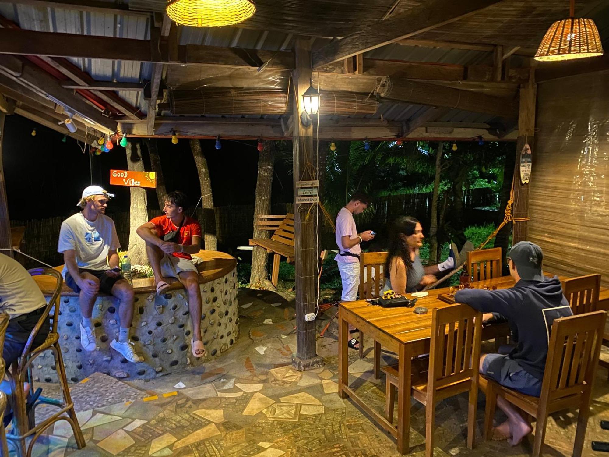 B&R Hostel Nagtabon Bacungan ภายนอก รูปภาพ